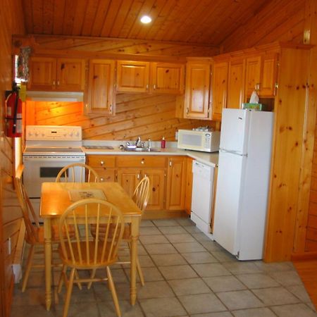 Pilot Whale Chalets Villa เชทิแคมป์ ภายนอก รูปภาพ